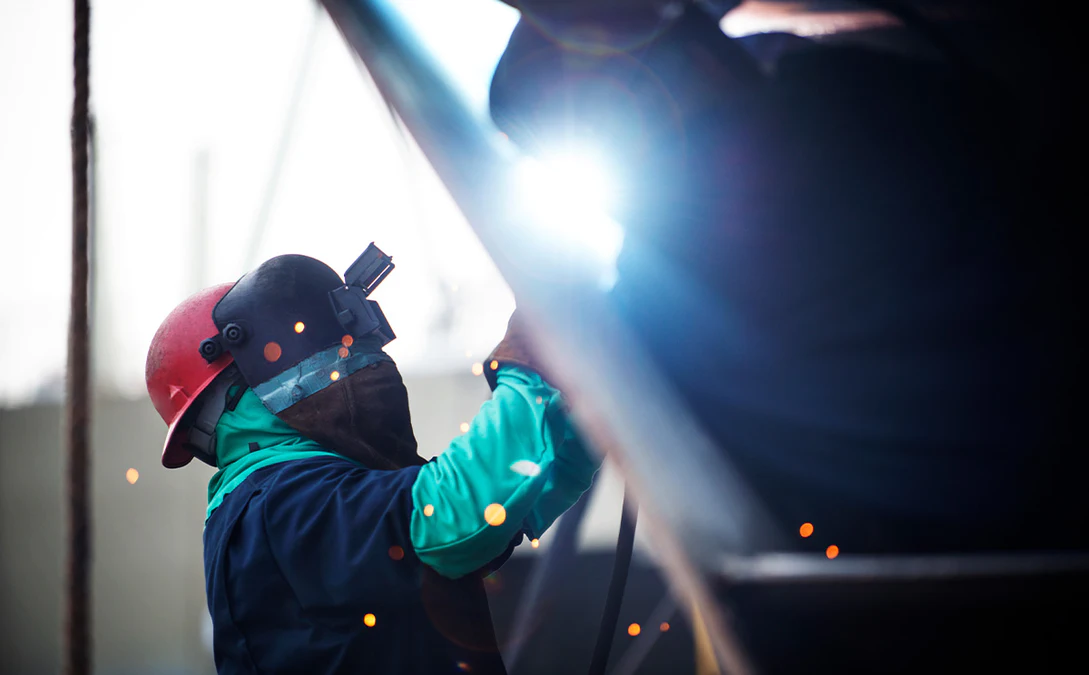 Shipbroking, Agency & Shipbuilding — 4